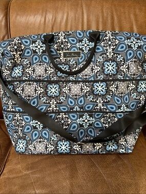 Vera Bradley Blue & Gray XL EXPANDABLE Floral Tote Bag with Shoulder Strap